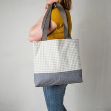 Load image into Gallery viewer, Tote-ally Easy Tote Pattern T007
